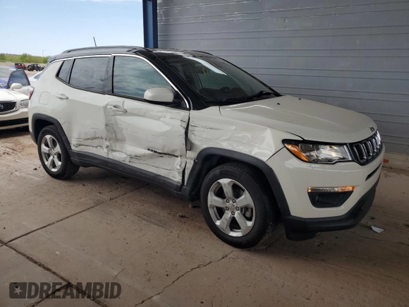 2019 Jeep Compass Latitude with VIN 3C4NJCBB3KT726119, listed as a Copart auction lot 65382915 with 132,313 mi miles and Salvage title. Bid and sale history available at DreamBid. Image 4.
