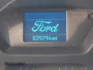 2019 Ford Transit Passenger XL z VIN 1FBZX2ZM2KKB63281, wystawiony jako IAAI lot #41859263 z przebiegiem 39 294 mil mil oraz . Historia ofert i sprzedaży dostępna na DreamBid. Obrazek 15.