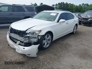 2012 Lexus LS 460 L z VIN JTHGL5EF3C5045004, wystawiony jako IAAI lot #42466634 z przebiegiem Nie podano mil oraz . Historia ofert i sprzedaży dostępna na DreamBid. Obrazek 17.