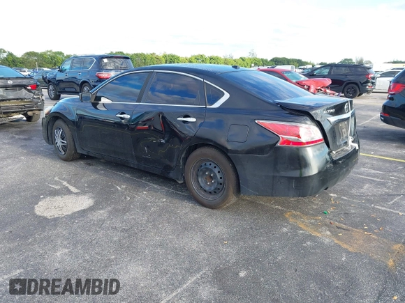 2015 Nissan Altima 2.5 S with VIN 1N4AL3AP9FN918503, listed as a IAAI auction lot 41997883 with 111,336 mi miles. Bid and sale history available at carsss.com. Image 3.