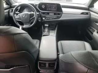 2022 Lexus ES 350 z VIN 58ADZ1B17NU123334, wystawiony jako Copart lot #50941185 z przebiegiem 49 065 mil mil oraz Szkody całkowita. Historia ofert i sprzedaży dostępna na DreamBid. Obrazek 8.