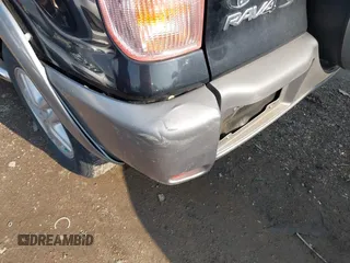 2003 Toyota RAV4 z VIN JTEGH20VX30083886, wystawiony jako IAAI lot #42473716 z przebiegiem 253 307 mil mil oraz . Historia ofert i sprzedaży dostępna na DreamBid. Obrazek 6.