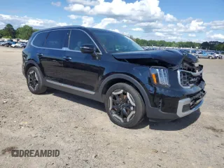 2024 Kia Telluride S z VIN 5XYP64GC6RG493596, wystawiony jako Copart lot #56524615 z przebiegiem 22 082 mil mil oraz Szkoda całkowita • Salvage title. Historia ofert i sprzedaży dostępna na DreamBid. Obrazek 4.