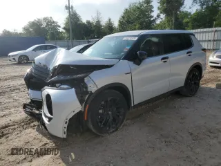 2023 Mitsubishi Outlander SE z VIN JA4J4UA84PZ044815, wystawiony jako Copart lot #59024825 z przebiegiem 6 144 mil mil oraz Nie do naprawy • Non repairable. Historia ofert i sprzedaży dostępna na DreamBid. Obrazek 1.