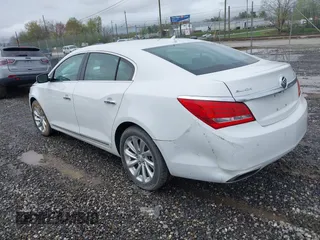 2014 Buick LaCrosse Leather with VIN 1G4GB5G37EF206535, listed as a IAAI auction lot 41968522 with 134,267 mi miles. Bid and sale history available at carsss.com. Image 3.