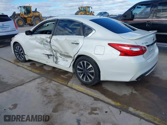 2017 Nissan Altima SV z VIN 1N4AL3AP2HC219101, wystawiony jako IAAI lot #41313212 z przebiegiem 98 092 mil mil oraz . Historia ofert i sprzedaży dostępna na DreamBid. Obrazek 3.