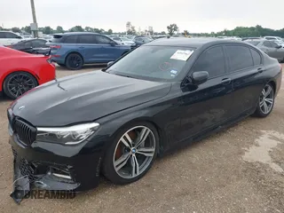 2017 BMW 7 Series 740i z VIN WBA7E2C36HG741092, wystawiony jako IAAI lot #42029625 z przebiegiem 60 389 mil mil oraz . Historia ofert i sprzedaży dostępna na DreamBid. Obrazek 17.