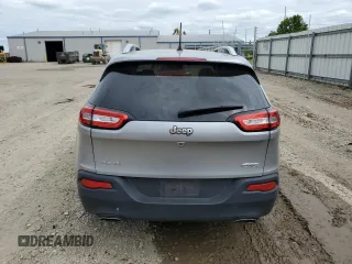 2016 Jeep Cherokee Latitude z VIN 1C4PJMCS1GW345884, wystawiony jako Copart lot #58231145 z przebiegiem 167 830 mil mil oraz Czysty tytuł • Clean title. Historia ofert i sprzedaży dostępna na DreamBid. Obrazek 6.