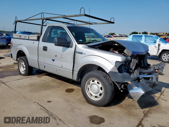 2010 Ford F-150 XL z VIN 1FTMF1CW7AKE57898, wystawiony jako Copart lot #56361625 z przebiegiem 274 884 mil mil oraz Szkoda całkowita • Salvage title. Historia ofert i sprzedaży dostępna na DreamBid. Obrazek 4.