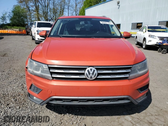 2018 Volkswagen Tiguan SEL with VIN 3VV3B7AX4JM020893, listed as a Copart auction lot 52997105 with 114,025 mi miles and Salvage title. Bid and sale history available at DreamBid. Image 5.