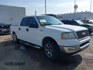 2005 Ford F-150 XLT z VIN 1FTPW12575FA79327, wystawiony jako IAAI lot #42334343 z przebiegiem 363 658 mil mil oraz . Historia ofert i sprzedaży dostępna na DreamBid. Obrazek 1.