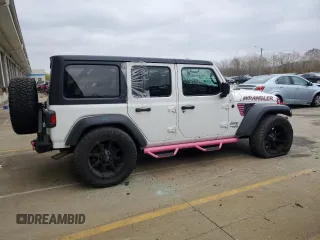 2020 Jeep Wrangler Unlimited Willys with VIN 1C4HJXDN3LW129737, listed as a Copart auction lot 80152464 with 97,700 mi miles and Salvage title. Bid and sale history available at DreamBid. Image 3.