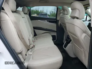 2019 Lincoln Nautilus Reserve z VIN 2LMPJ8L92KBL57413, wystawiony jako Copart lot #56824035 z przebiegiem 62 795 mil mil oraz Czysty tytuł • Clean title. Historia ofert i sprzedaży dostępna na DreamBid. Obrazek 11.