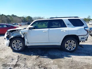 2024 Toyota 4Runner TRD Sport with VIN JTEAU5JR7R5310421, listed as a IAAI auction lot 41280708 with 4,583 mi miles. Bid and sale history available at carsss.com. Image 14.