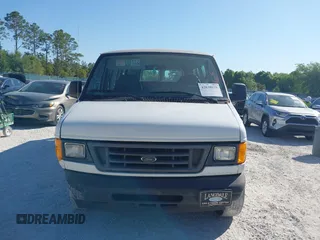 2004 Ford Econoline Passenger XL with VIN 1FBSS31L04HB18896, listed as a IAAI auction lot 42038029 with 252,825 mi miles. Bid and sale history available at carsss.com. Image 12.