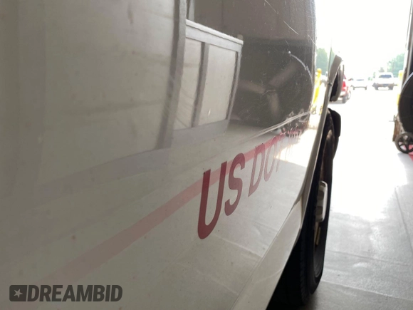 2015 Chevrolet Express Cargo with VIN 1GCWGFCG0F1145334, listed as a IAAI auction lot 42610461 with 143,162 mi miles and . Bid and sale history available at DreamBid. Image 15.