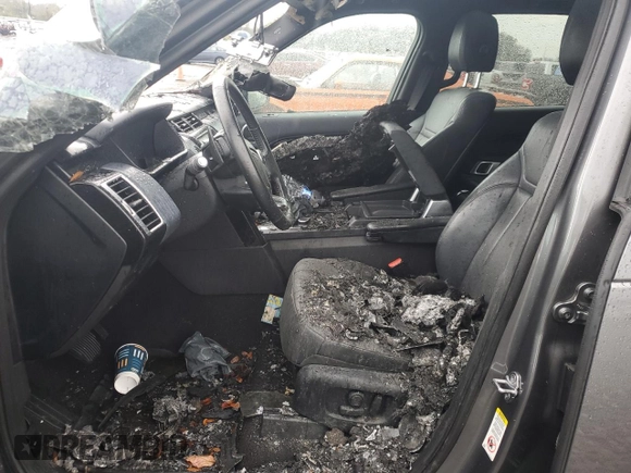 2018 Land Rover Discovery SE with VIN SALRG2RV3JA058315, listed as a Copart auction lot 46405195 with 0 mi miles and Non Repairable. Bid and sale history available at carsss.com. Image 7.