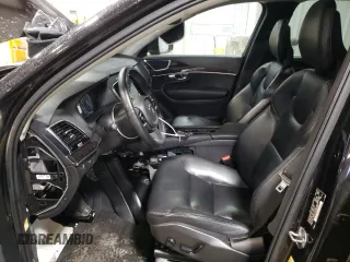 2016 Volvo XC90 T6 Momentum with VIN YV4A22PK2G1044567, listed as a Copart auction lot 51712435 with 77,896 mi miles and Salvage Title. Bid and sale history available at DreamBid. Image 7.