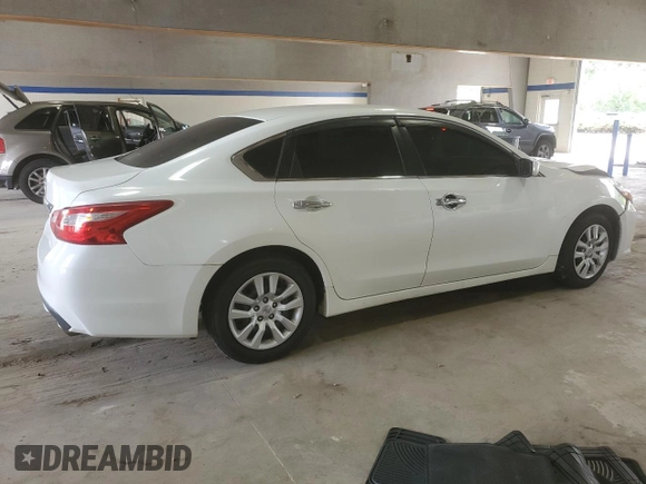 2016 Nissan Altima S z VIN 1N4AL3AP6GN358036, wystawiony jako Copart lot #60122365 z przebiegiem 118 788 mil mil oraz Szkoda całkowita • Salvage title. Historia ofert i sprzedaży dostępna na DreamBid. Obrazek 3.