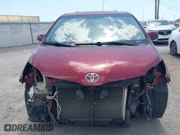 2016 Toyota Sienna XLE with VIN 5TDYK3DC7GS716470, listed as a IAAI auction lot 42177176 with 121,165 mi miles and . Bid and sale history available at DreamBid. Image 13.