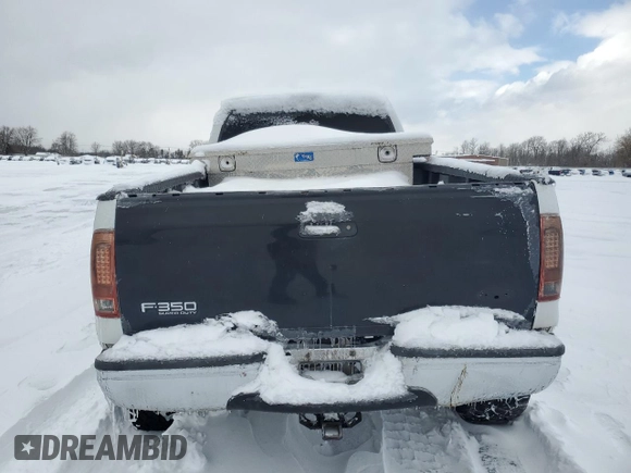 2000 Ford F-350 XL z VIN 1FTSW31F6YEB94351, wystawiony jako Copart lot #45053895 z przebiegiem 378 660 mil mil oraz Szkoda całkowita • Salvage title. Historia ofert i sprzedaży dostępna na DreamBid. Obrazek 6.