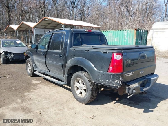 2005 Ford Explorer Sport Trac XLS with VIN 1FMZU67K95UB68186, listed as a IAAI auction lot 41653987 with 147,935 mi miles. Bid and sale history available at carsss.com. Image 3.