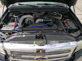 2005 Ford F-350 XL с VIN 1FTWW31P25EA36689, выставлен на аукционе Copart как лот 54117095 с пробегом 230 370 миль миль и Списание • Salvage title. История ставок и продаж доступна на DreamBid. Изображение 11.