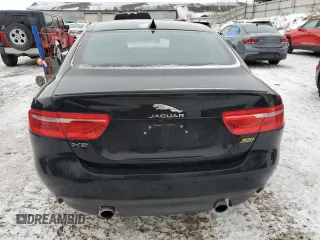 2019 Jaguar XE with VIN SAJAP4GX1KCP45496, listed as a Copart auction lot 42510005 with 92,034 mi miles and Clean Title. Bid and sale history available at DreamBid. Image 6.