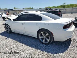 2017 Dodge Charger R/T z VIN 2C3CDXCT7HH667496, wystawiony jako Copart lot #53384005 z przebiegiem 124 093 mil mil oraz Szkoda całkowita • Salvage title. Historia ofert i sprzedaży dostępna na DreamBid. Obrazek 2.