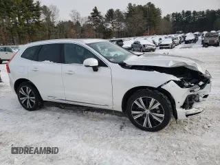 2022 Volvo XC60 Recharge Plug-In Hybrid Inscription with VIN YV4H60DL5N1064197, listed as a Copart auction lot 44793995 with 8,632 mi miles and Salvage Title. Bid and sale history available at carsss.com. Image 4.