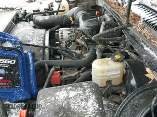 2002 GMC Sierra 1500 with VIN 1GTEK14WX2Z201892, listed as a IAAI auction lot 42042144 with 42,556 mi miles and . Bid and sale history available at DreamBid. Image 19.