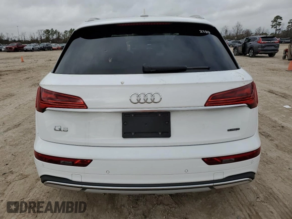 2024 Audi Q5 Premium with VIN WA1ABAFY6R2042301, listed as a Copart auction lot 43386775 with 18,973 mi miles and Salvage title. Bid and sale history available at DreamBid. Image 6.