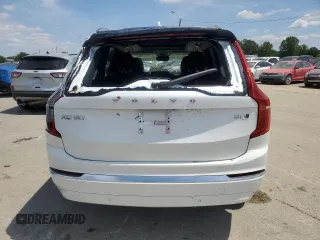 2024 Volvo XC90 Ultimate Bright Theme with VIN YV4062PF3R1200508, listed as a Copart auction lot 66933834 with 5,651 mi miles and Salvage Title. Bid and sale history available at carsss.com. Image 6.