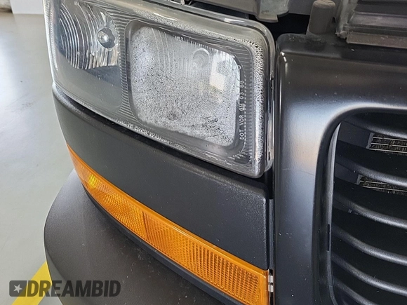 2022 GMC Savana Cargo z VIN 1GTW7AFP2N1140746, wystawiony jako IAAI lot #42515918 z przebiegiem 126 659 mil mil oraz . Historia ofert i sprzedaży dostępna na DreamBid. Obrazek 20.