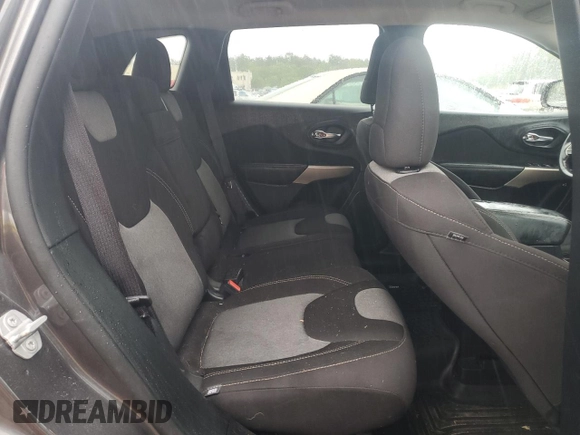 2018 Jeep Cherokee Latitude с VIN 1C4PJMCB8JD610139, выставлен на аукционе Copart как лот 57360335 с пробегом 168 820 миль миль и Списание • Salvage title. История ставок и продаж доступна на DreamBid. Изображение 11.