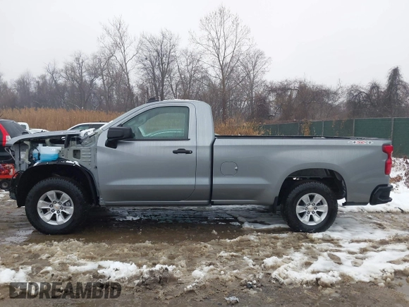 2025 Chevrolet Silverado 1500 with VIN 3GCNKAEK9SG135962, listed as a IAAI auction lot 41557952 with 901 mi miles and . Bid and sale history available at DreamBid. Image 15.
