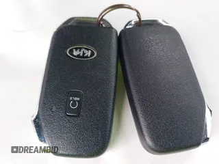 2021 Kia Telluride SX with VIN 5XYP5DHC1MG125062, listed as a IAAI auction lot 42412717 with Not provided miles and . Bid and sale history available at DreamBid. Image 11.