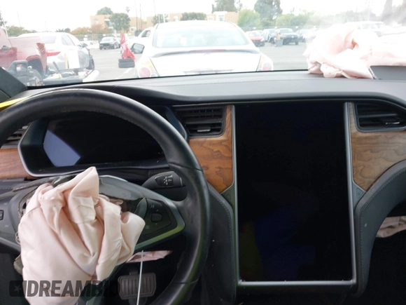 2021 Tesla Model X Long Range Plus with VIN 5YJXCBE24MF324376, listed as a IAAI auction lot 42034108 with Not Provided miles and . Bid and sale history available at carsss.com. Image 17.