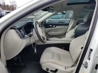 2020 Volvo XC60 Momentum with VIN YV4A22RKXL1418320, listed as a Copart auction lot 87628265 with 53,162 mi miles and Salvage title. Bid and sale history available at DreamBid. Image 7.