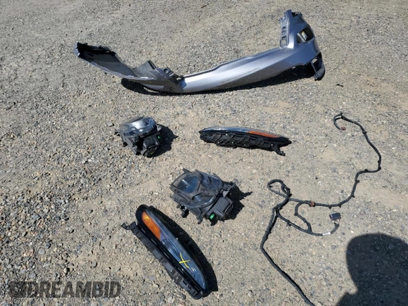 2018 Jeep Cherokee Latitude Tech Connect with VIN 1C4PJLCB7JD543043, listed as a Copart auction lot 56206495 with 79,201 mi miles and Salvage title. Bid and sale history available at DreamBid. Image 13.