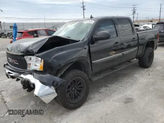 2013 GMC Sierra 1500 SLE z VIN 3GTP1VE07DG353533, wystawiony jako Copart lot #59352425 z przebiegiem 172 273 mil mil oraz Szkoda całkowita • Salvage title. Historia ofert i sprzedaży dostępna na DreamBid. Obrazek 1.
