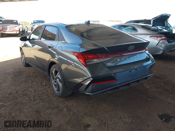 2024 Hyundai Elantra SEL с VIN KMHLS4DGXRU673207, выставлен на аукционе IAAI как лот 42087829 с пробегом 4 395 миль миль и . История ставок и продаж доступна на DreamBid. Изображение 3.