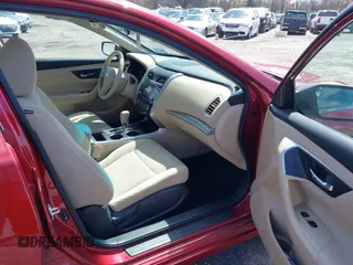 2015 Nissan Altima S with VIN 1N4AL3AP3FC466754, listed as a IAAI auction lot 41985435 with 110,959 mi miles and . Bid and sale history available at DreamBid. Image 5.