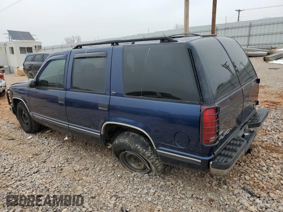 1999 GMC Yukon with VIN 1GKEC13R1XJ812283, listed as a Copart auction lot 42503585 with 226,168 mi miles and Salvage Title. Bid and sale history available at carsss.com. Image 2.