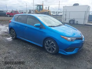 2016 Scion iM z VIN JTNKARJE1GJ512385, wystawiony jako IAAI lot #42020888 z przebiegiem 95 355 mil mil oraz . Historia ofert i sprzedaży dostępna na DreamBid. Obrazek 1.