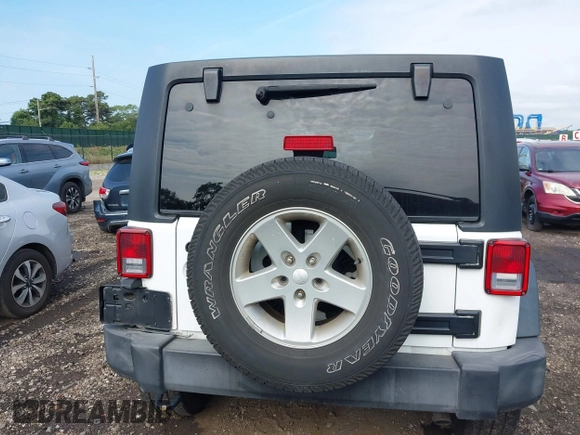 2016 Jeep Wrangler Unlimited Sport z VIN 1C4HJWDG7GL166003, wystawiony jako IAAI lot #42549551 z przebiegiem 96 760 mil mil oraz . Historia ofert i sprzedaży dostępna na DreamBid. Obrazek 16.