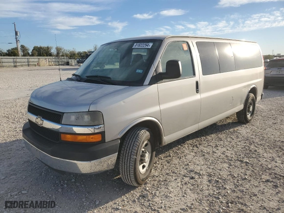 2009 Chevrolet Express Passenger with VIN 1GAHG39K791118504, listed as a Copart auction lot 81822294 with 120,204 mi miles and Salvage Title. Bid and sale history available at carsss.com. Image 1.