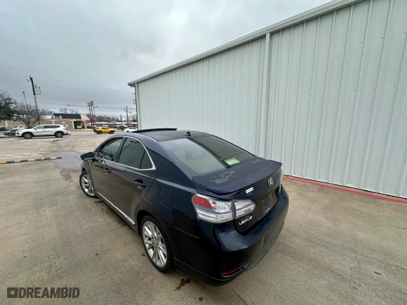 2010 Lexus HS 250h with VIN JTHBB1BAXA2008917, listed as a Copart auction lot 53211715 with 211,363 mi miles and Salvage Title. Bid and sale history available at carsss.com. Image 3.