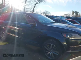 2009 Audi Q7 with VIN WA1AY74L09D023868, listed as a IAAI auction lot 41308776 with 176,541 mi miles. Bid and sale history available at carsss.com. Image 1.