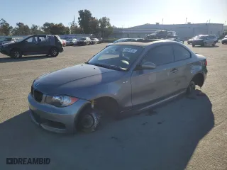 2009 BMW 1 Series 135i with VIN WBAUC73549VK94718, listed as a Copart auction lot 46849275 with 0 mi miles and Salvage Title. Bid and sale history available at carsss.com. Image 1.
